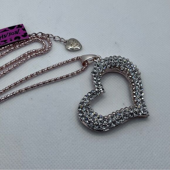 NECKLACE! Betsey Johnson Crystal Heart Pendant w/ “Rosegold” chain BNWT - Picture 8 of 8